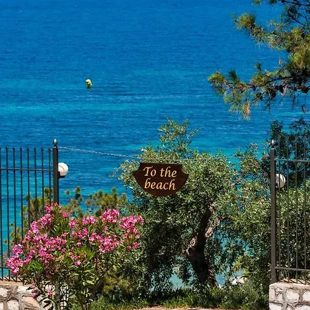 Victoria By La Scala *