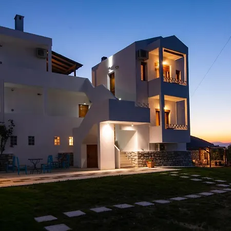 Victoria By La Scala